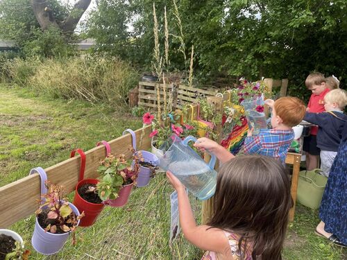 358556879_298022749411702_1874803678812623938_n