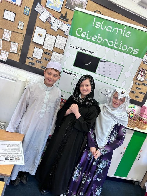 393720187_356113610269282_2529279911695890096_n